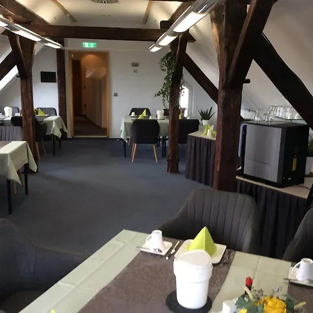 Am Maibaum Отель 3*