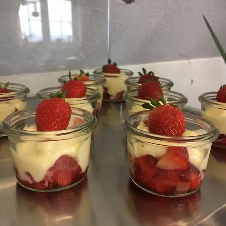 מלון Am Maibaum Neuenrade